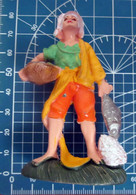 RAGAZZO CHE VENDE PESCE VINTAGE PRESEPIO PRESEPE ITALY - Christmas Cribs