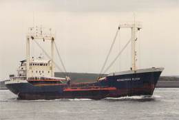 " HENDERIKA KLEIN "  BATEAU DE COMMERCE Cargo Merchant Ship Tanker Carrier - Photo 1996 Format CPM - Commerce