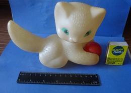 VTG Vintage USSR Soviet Plastic Toy CAT Kitten With Ball Soviet Union Toys Marked - Cats