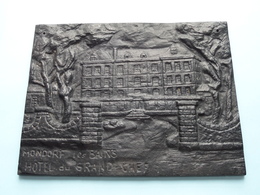 Hôtel Du GRAND CHEF MONDORF-les-BAINS - LUXEMBOURG ( Plaque Brons/Zamac +/- 21,5 X 16,5 Cm. F.A.M. Hersch ) +/- 1,6 Kg.! - Bronzes