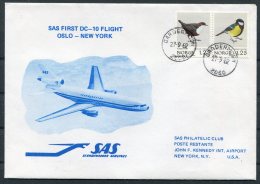 1982 Norway USA SAS First Flight Cover. Oslo - New York. Birds Booklet Pair - Lettres & Documents