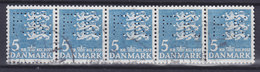 Denmark Perfin Perforé Lochung (F26) 'FK.' Frederiksberg Kommune, København Wappenlöwe 5-Stripe !! (2 Scans) - Plaatfouten En Curiosa