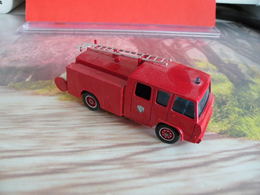 Véhicule De Pompier - Berliet 770 KE - 1/72 - SOLIDO FRANCE - N°8 - Firemen