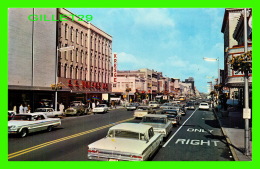 SOUTH BEND, IN - LOOKING NORTH ON MICHIGAN STREET AT DOWNTOWN SOUTH BEND - PHOTO BY EUGENE ZEHRING - ANIMATED OLD CARS - - South Bend