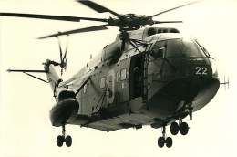 031018 - PHOTO HELICOPTERE MILITARIA ARMEE DE L'AIR MARINE N°22 En Vol (b) - Helikopters