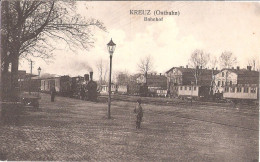KREUZ Ostbahn Krzyz Bahnhof Gleisseite Dampflok Belebt Bahnhofsvorsteher + Sohn Gelaufen Als Feldpost 19.6.1915 - Posen