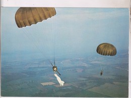 CPM GEANTE OUVERTURE DE PARACHUTE VENTRAL - Paracadutismo