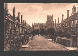 Wells - Cathedral And Vicars Close - Wells