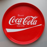 - Plateau. COCA COLA - - Trays