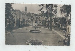 Septeuil (78) : La Place Pavé Vue Du Parc En 1953 PF. - Septeuil