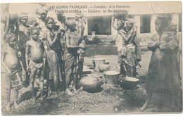 GUINEE, CONAKRY - A La Fontaine - Französisch-Guinea