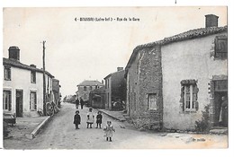 BOUSSAY - Rue De La Gare (enfants) - Boussay