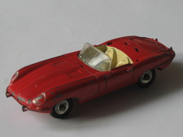 DINKY TOYS - JAGUAR E "Type"  - Made In England - Meccano LTD  **** EN ACHAT IMMEDIAT **** - Dinky