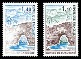 ** N°1687c, Gorges De L'Ardèche, Montagnes Bleues Et Impression Défectueuse à Gauche. TB (signé Calves/certificat)  Qual - Unused Stamps