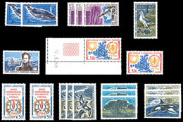 ** T.A.A.F., Collections: 1955/1977, Poste, PA: Ensemble Equilibré Neufs** Dont N°24, 25 Et PA 7, 9, 14. (+quelques Timb - Ungebraucht