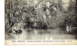 Cpa Créteil Les Bords De La Marne. Les Pècheurs. - Creteil