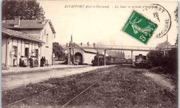 47 - ASTAFFORT --  La Gare Et Arrivée D'un Train - Astaffort