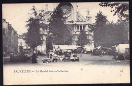 BRUXELLES - LE MARCHE SAINTE CATHERINE ET L'EGLISE - Précurseur - Markets