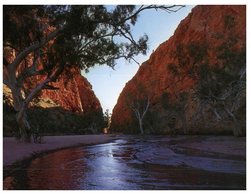 (4444) Australia - NT - Simpson's Gap - The Red Centre