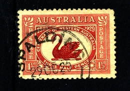 AUSTRALIA - 1929  1 1/2 D  SWAN  FINE USED  SG 116 - Oblitérés