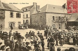 - Finistere -ref-E119- Elliant - La Petite Place - Fête - Fêtes - Carte Bon Etat - - Elliant