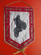 MOTOCROSS.MOTO CROSS.Flag.CSSR-HOLICE.FIM. - Habillement, Souvenirs & Autres