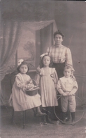 CARTE PHOTO SCHILTIGHEIM Famille - Schiltigheim