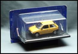 Voitures. "Citroën AX 1987", éd. Musée De La Poste Sous Blister. - TB - Kisten Für Briefmarken