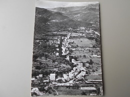 GARD CHAMBORIGAUD  VUE GENERALE L'ENFILADE DU VILLAGE AU FOND LES MONTS DES CEVENNES - Chamborigaud