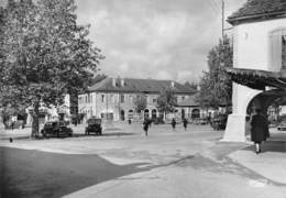 Lembeye - La Place Et La Mairie - Lembeye