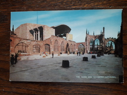 L10/400 Angleterre. The Ruins And Coventry Cathedral. Salmon - Coventry