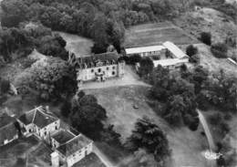 D-19-736: VUE AERIENNE. FONDETTES. CHATEAU DE TAILLE.COLONIE SCOLAIRE DE LA VILLE DE SAINT-DENSI. - Fondettes