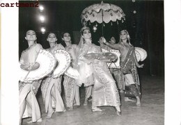 OLD PHOTO : PHILIPPINES THEATRE CHAMPS-ELYSEES BALLET PHILIPPIN BAYANIHAN RICKIE NICOLAS PHILIPPINES PILIPINAS - Filippijnen