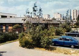 Villeneuve-la-Garenne - La Poste - Automobiles - Villeneuve La Garenne