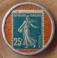 Timbre Monnaie  25 Centimes Spidoléine  Bleu Fond Rouge - Sonstige & Ohne Zuordnung