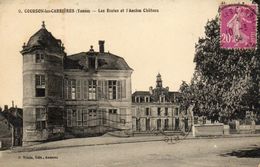 - COURSON Les CARRIERES - Le Château Et Les Ecoles  -18820- - Courson-les-Carrières