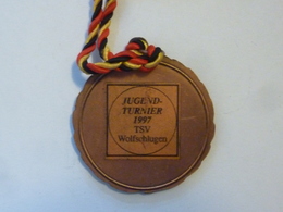 Medaglia Sportiva "JUGEND TURNIER 1997 TSV Wolfschlugen" - Professionnels/De Société