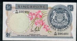 SINGAPORE  P1a 1 DOLLAR  1967 #A/88 Signature 1    AU - Singapour