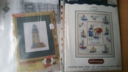 Lot De Deux Kits Points Comptés Sur Le Thème De La Mer - Cross Stitch