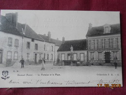 CPA - Dixmont - La Fontaine Et La Place - Dixmont