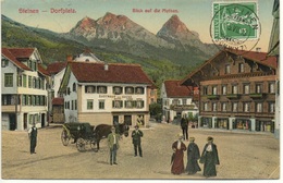 STEINEN SZ Dorfplatz Blick Auf Die Mythen Gasthaus Zur Krone Gasthaus Schützengarten Pferde-Kutsche - Steinen