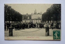 60 -  Grosse Animation Sur La Place -  GUISCARD - Guiscard