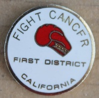 FIGHT CANCFR - FIRST DISTRICT - CALIFORNIA - USA - ETATS UNIS D'AMERIQUE - GANT BOXE ROUGE  -   (21) - Boksen