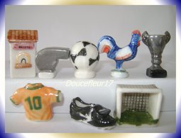 Foot, Les Objets Du Foot .. Série Complète... Ref. AFF : 21-1998 ...(pan 0014) - Sports