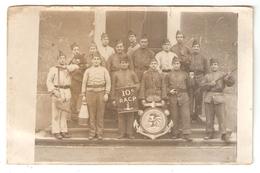 Carte Photo Militaria Originale - Groupe Soldats 10 ème R.A.C.P. RACP - Insigne - Indien - Regimientos