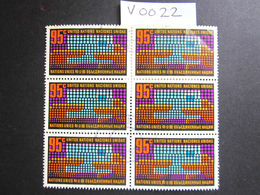 1971 A FINE USED BLOCK OF 6 "SG 224" PICTORIAL UNITED NATIONS USED STAMPS ( V0022 ) #00350 - Collezioni & Lotti