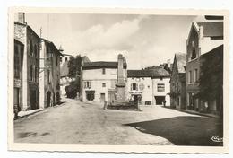 CHATELDON   -   Place Du Monument - Chateldon