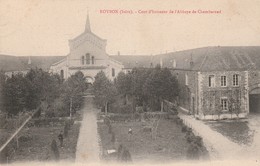 Isère : ROYBON : Cour D'honneur De L'abbaye De Chambarand - Roybon