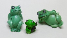 3 Miniatures De GRENOUILLES En Plastique - Bibelot Animaux Grenouille - Animaux