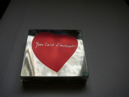 YVES SAINT LAURENT: " LOVE COLLECTION" POUDRE COMPACTE TEINT AVEC MIROIR LIRE ET VOIR !! - Unclassified